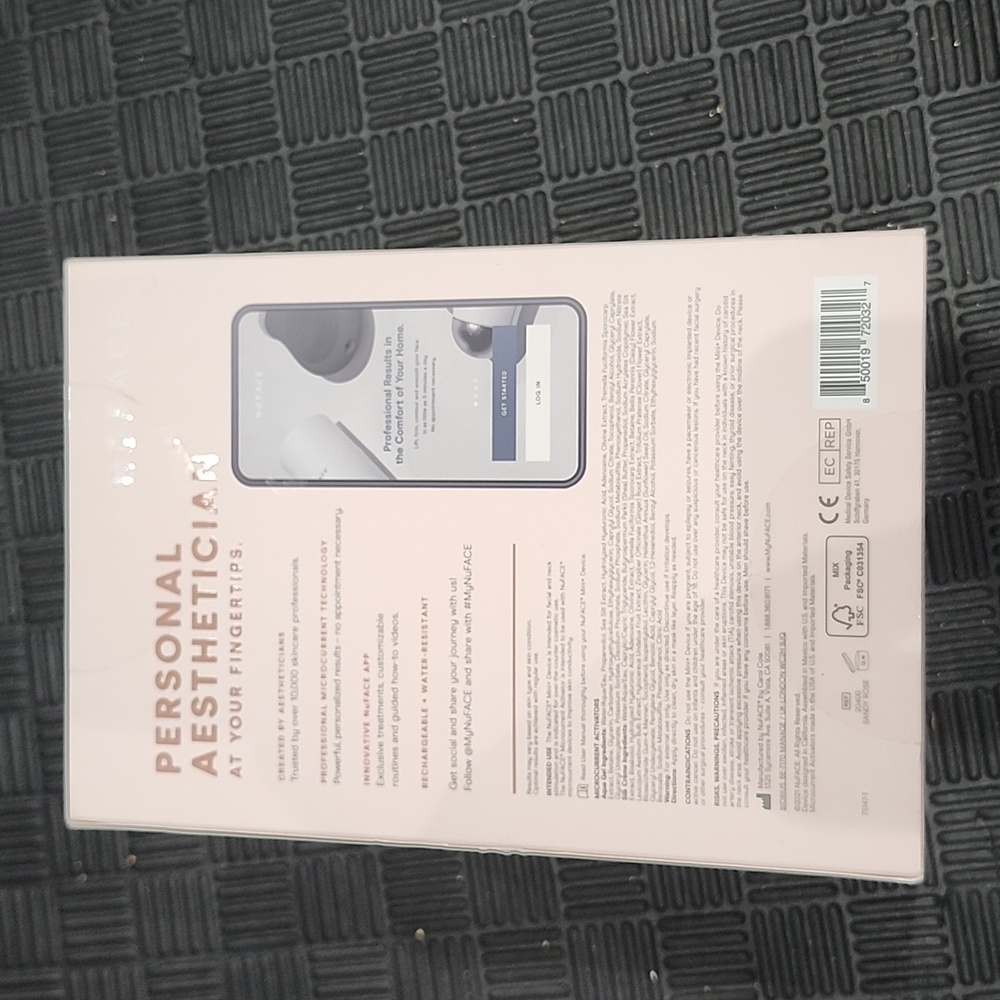 Nuface mini+ petite facial toning device upc# 850019720327 - Picture 2 of 5